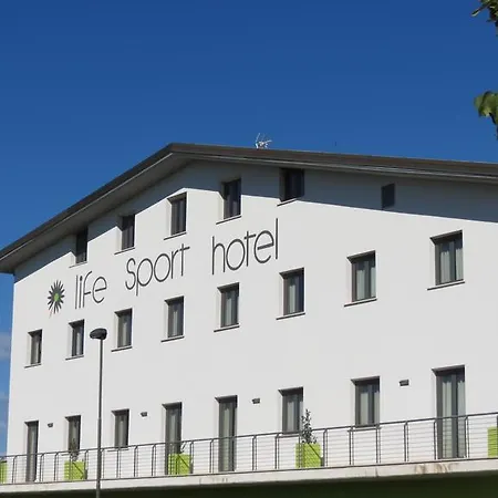 Life Sport Hotel 3*